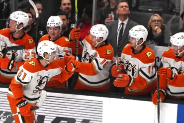 kings at Ducks nhl 2025