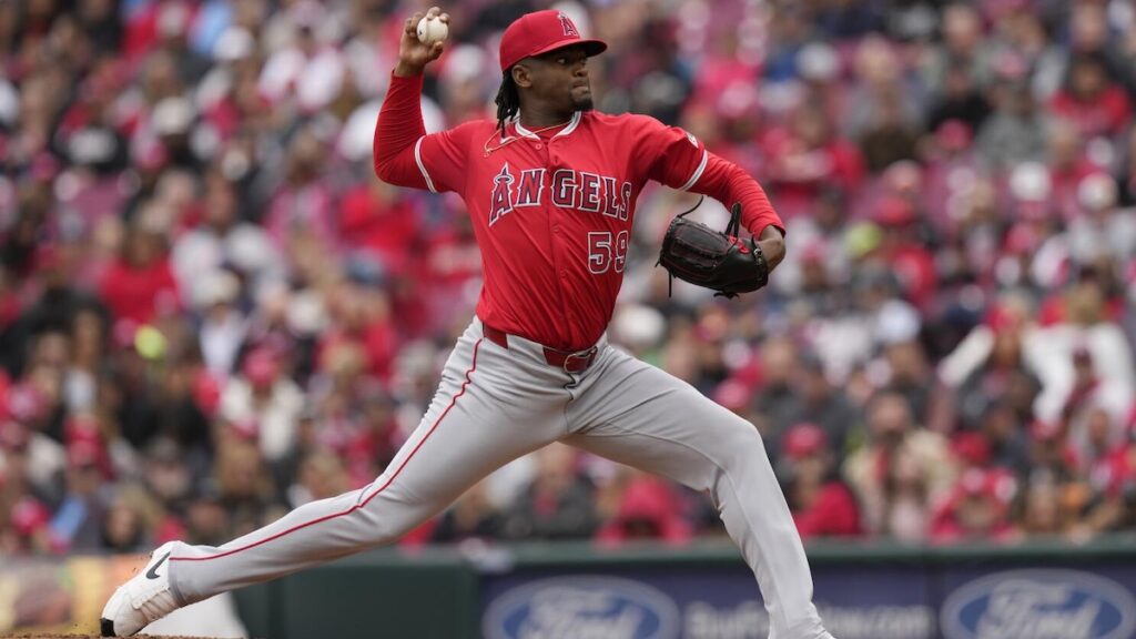 Los Angeles Angels starting pitcher José Soriano